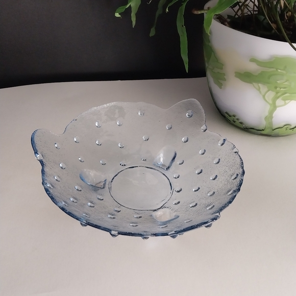 💥💥Vintage Clear Blue 3 Footed Hobnail Open Candy Dish 8” X Apprx 3” Tall - Picture 4 of 8